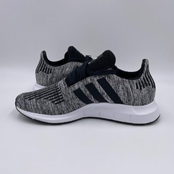 Adidas Swift Run Womens Shoes - Picture 2 of 8